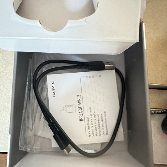 Garmin InReach Mini 2 -BRAND NEW, not used, never connected! - Picture 4 of 4